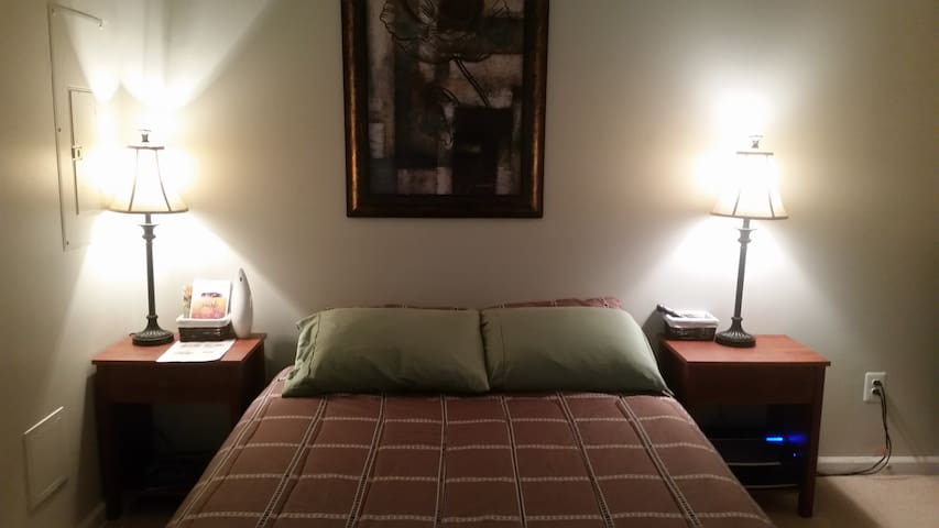 Private Room w/Full Bath On-suite