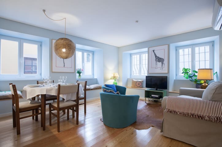 Sucá Apartments – in the heart of Porto (Apt 2)