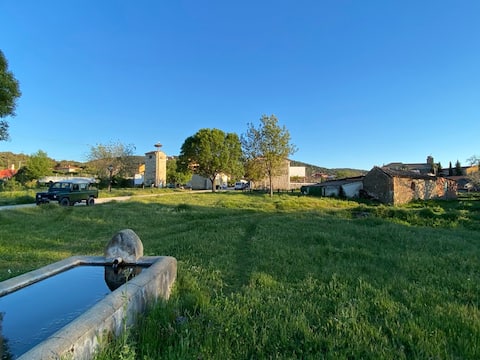 Airbnb con mejor rendimiento: CASAMANDRA; Brand new town for families. en Arenas De San Pedro