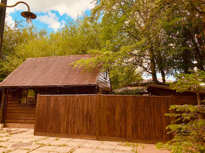 The forest den photo 2