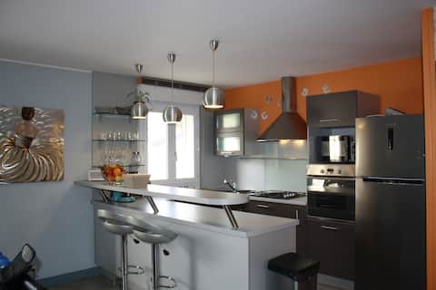 Futuroscope 1.5 km 4 bedrooms very nice house