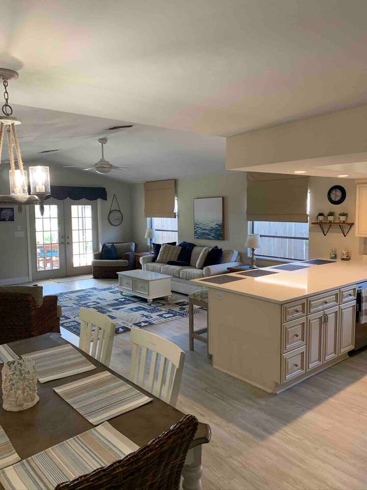 10 Best Airbnb Vacation Rentals Near Vanderbilt Beach, Florida Updated 2024 Trip101