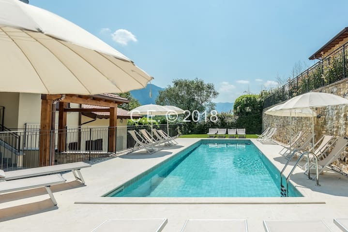 BELVEDERE B3 LAKE VIEW STUDIO-MEZZEGRA-LAKE COMO