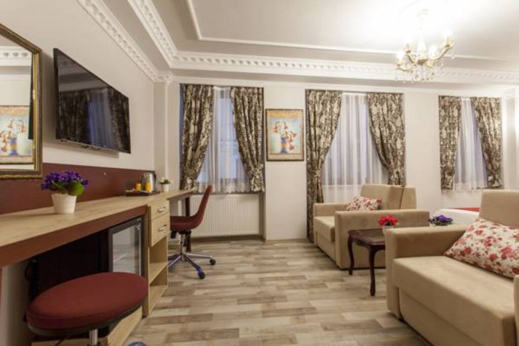 superior triple room