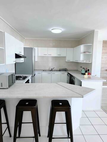 Sunset View gallery image 3