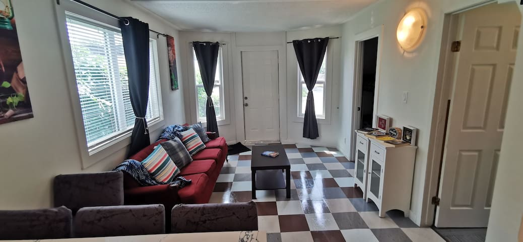 Bowman house perfect for you stay 4 BdroBdrooms