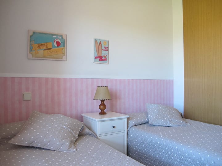 חדר שינה 3 - מיטות נפרדות