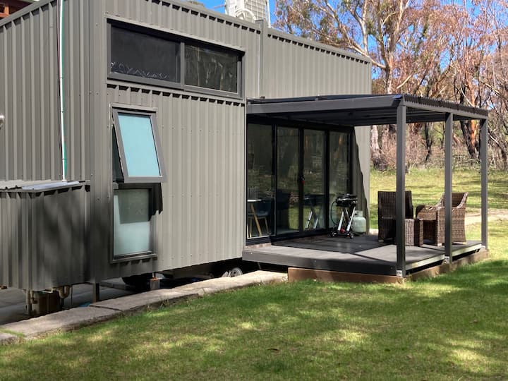 TopStay A Tiny Home with bush views Tiny houses for