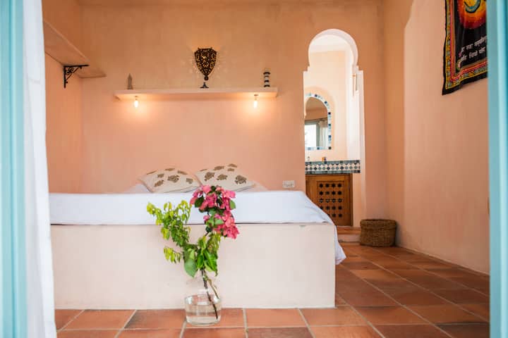 Chumba cha tatu cha chumba: Msukumo wa Moroko wa kupumzika...