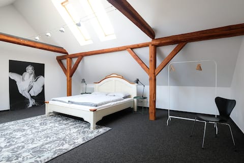 Erfolgreiche Airbnb-Immobilie: „FreiRaum“ - Apartment near the city/trade fair in Region Hannover