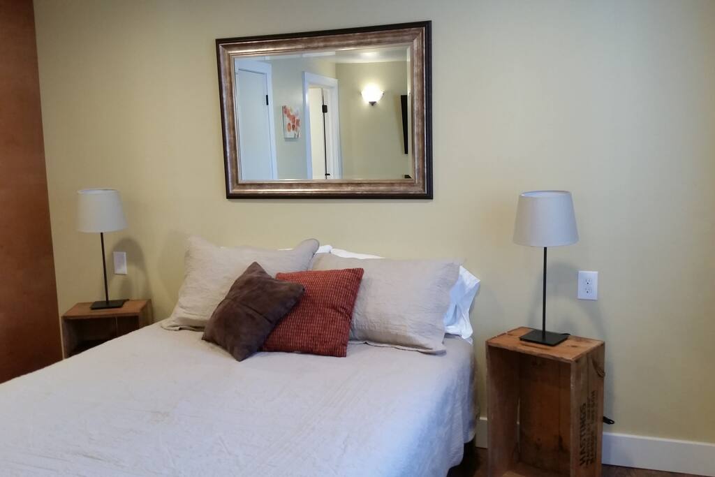 Another view of the bed