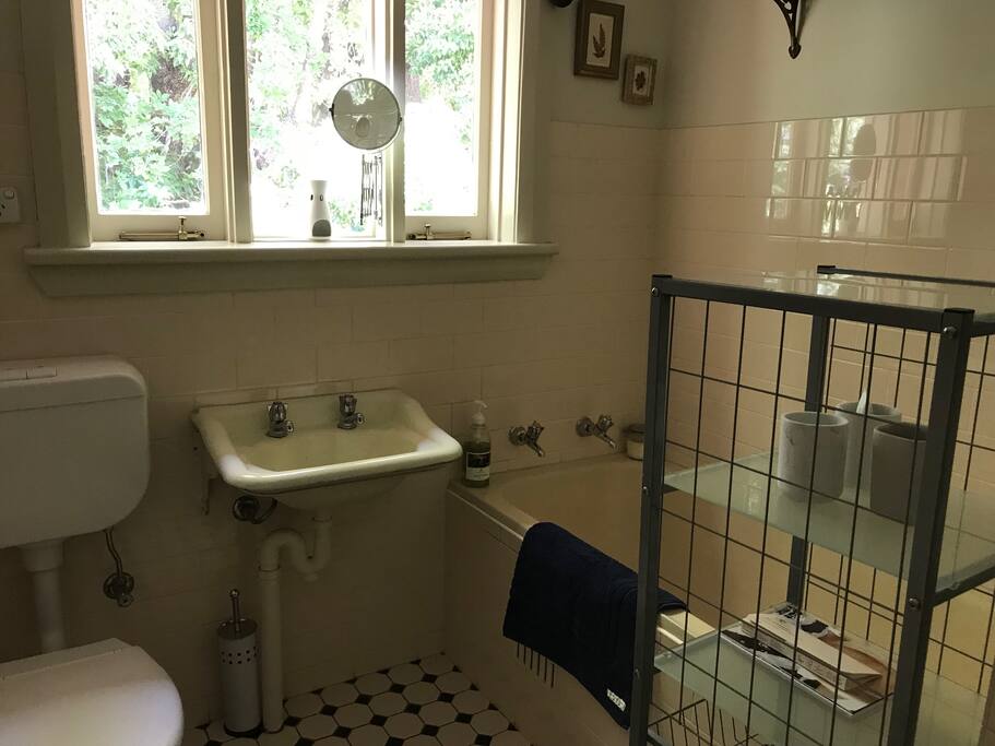 Shared bathroom. Bath; Shower; sink; storage; Extra WC