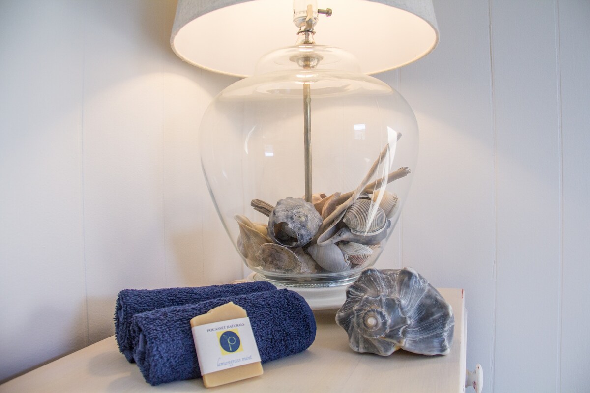 قذائف مختارة بعناية من OBX في المصباح! 