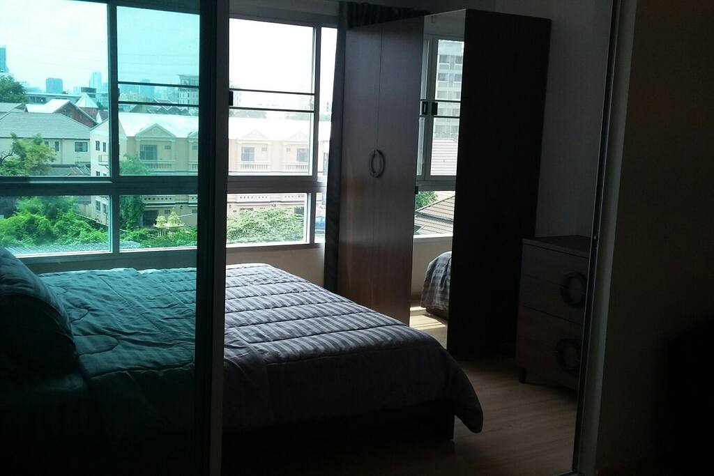Bright Room with plenty of Natural Light when you want it