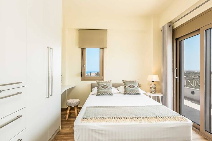 Aelia Residence gallery image 5