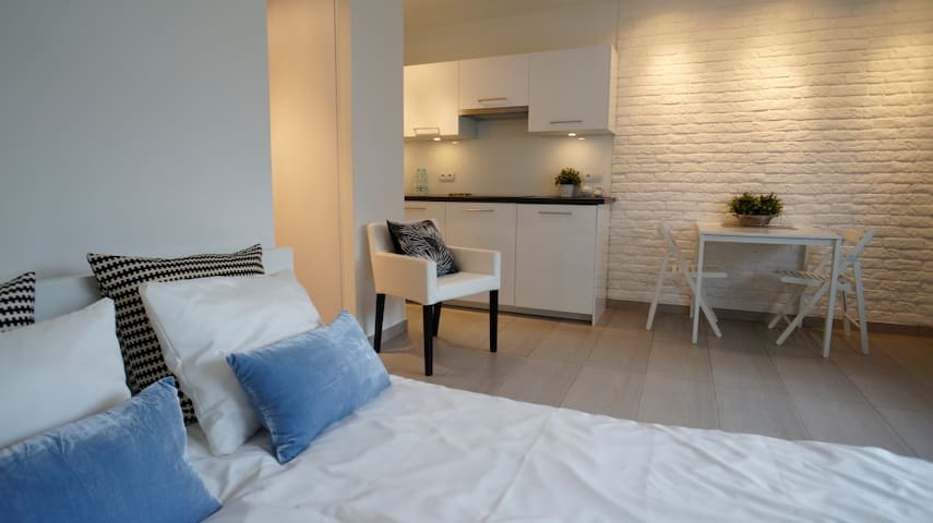 City centre : Pańska Street 5 . AIR CONDITIONING .