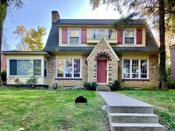 Highlands Happy Place, Highlands, Downtown, EXPO, Apartments for Rent