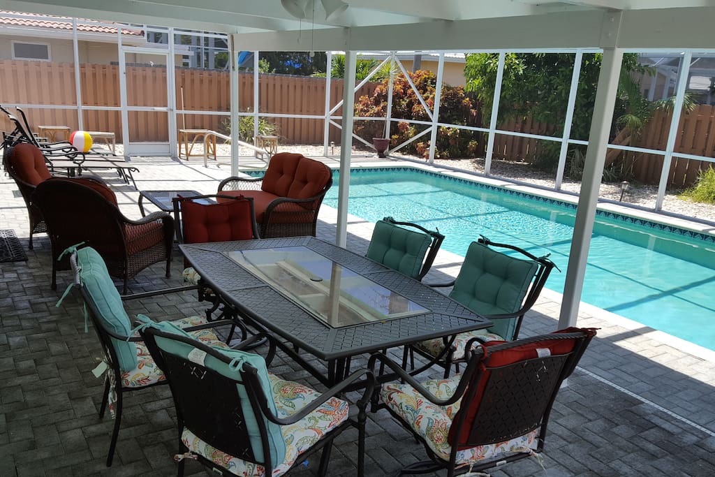 Outside dinning and family get together