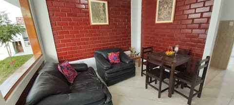 Successful Airbnb property: Cozy Bungalow & Pool in condominium in Paita