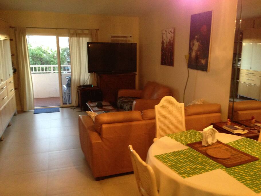 dinning/ living room