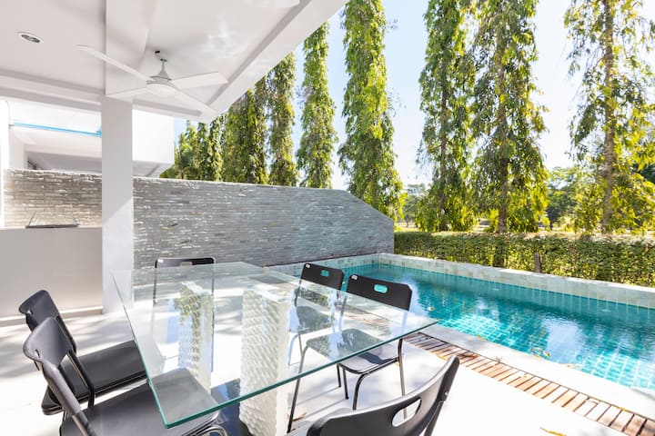 9 Bedrooms For Up To 26 Guests. 7 Kms To Patong - Phuket