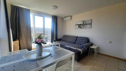 Popular Airbnb listing: Vacation home in Byala in Бяла