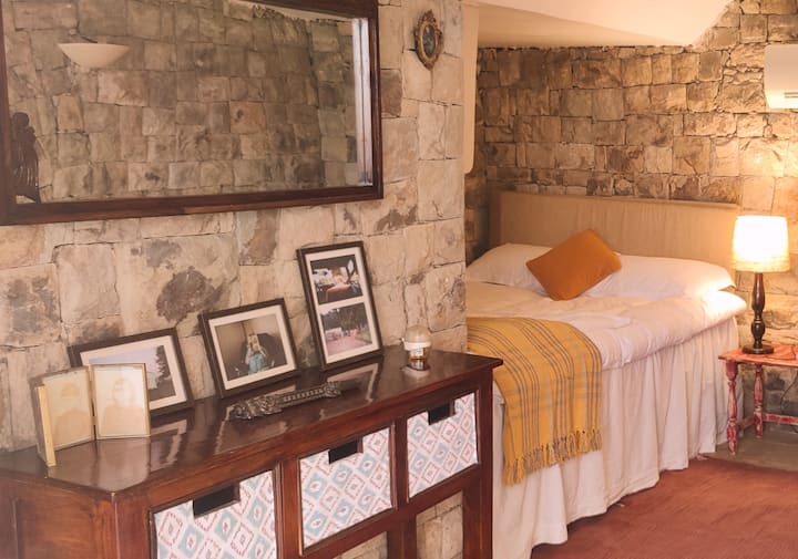 Lower bedroom with en-suite (Poolside) - used to be the kids room when they were smaller - much smaller.