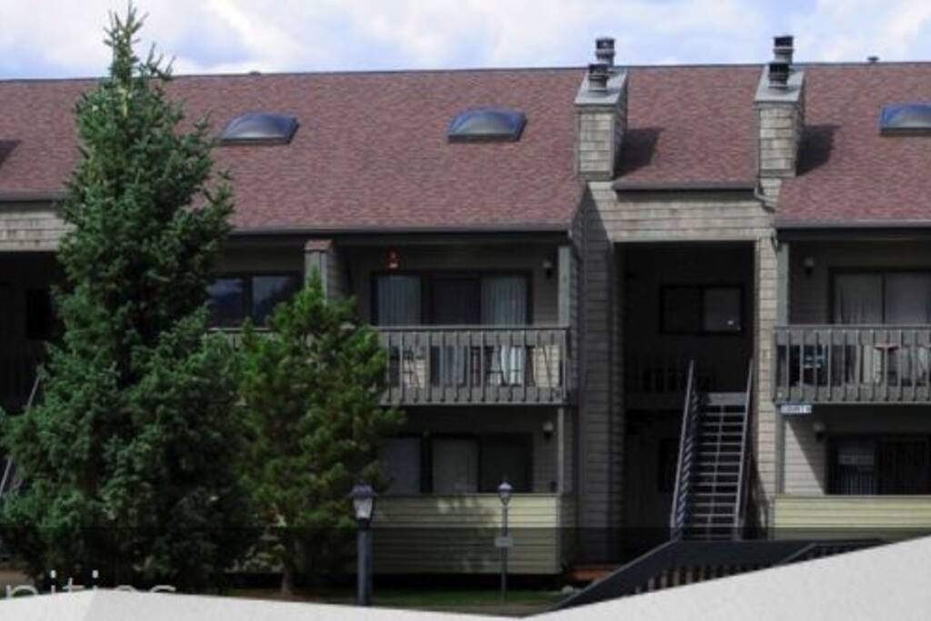 The Pines at Meadow Ridge