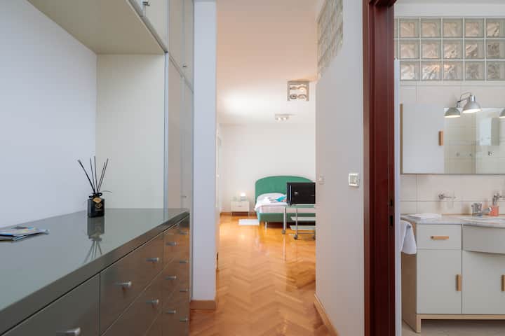 המסדרון לחדר השינה הראשי