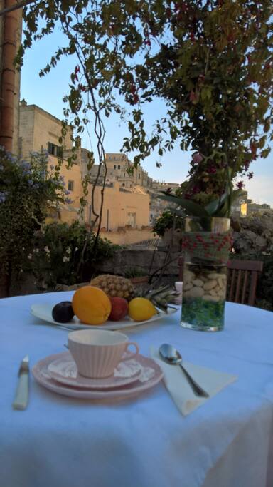 Colazione in terrazza