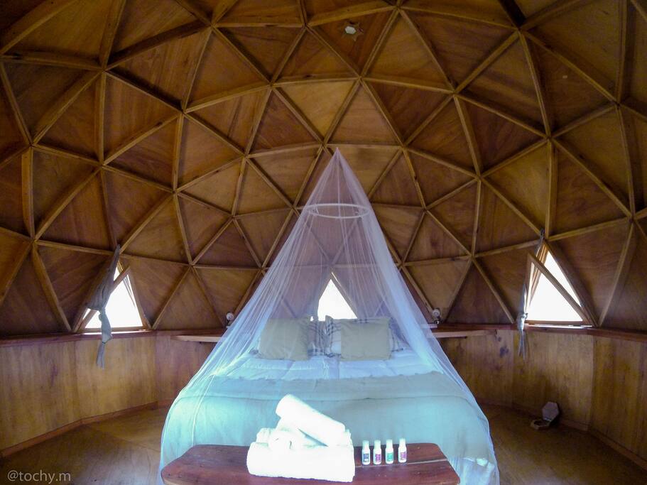 Interior Domo