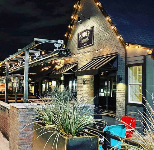 Casa Azul + Casita🦩Pool, Spa, Shops + We 💙 Dogs! gallery image 4