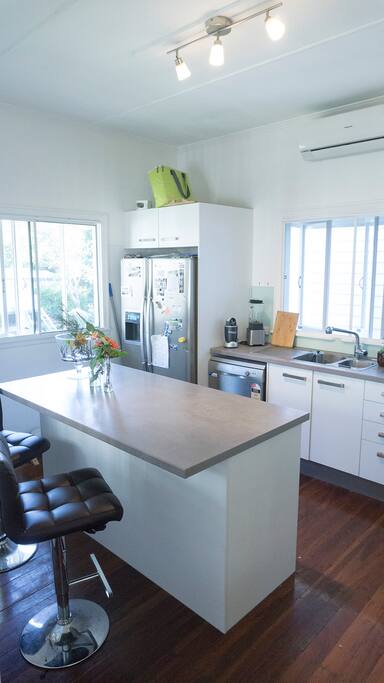 Kitchen with a few into the garden.