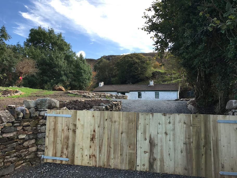 View of Harben Cottage and surrounding area from the front gate