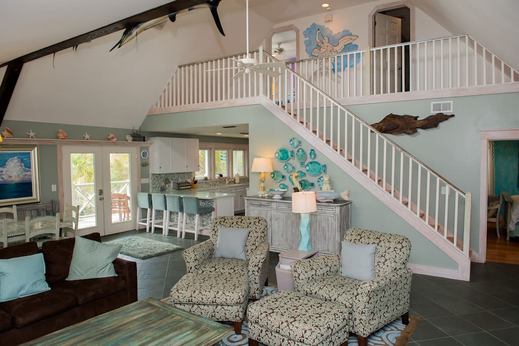 Couch, Furniture, Banister, Handrail, Chair
