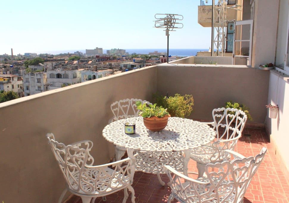 Other view of the terrace