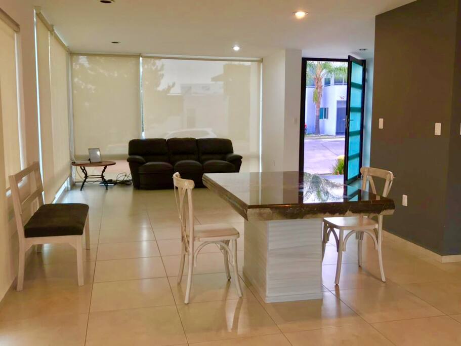 Amplia Sala Comedor