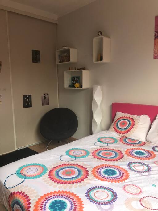 SECOND ROOM