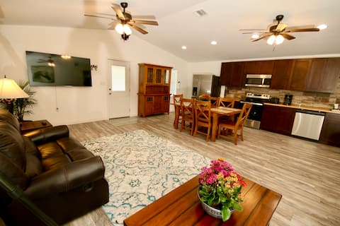 Successful Airbnb property: 2 Bedroom house near Buda, Tx Hidden Gem in Austin