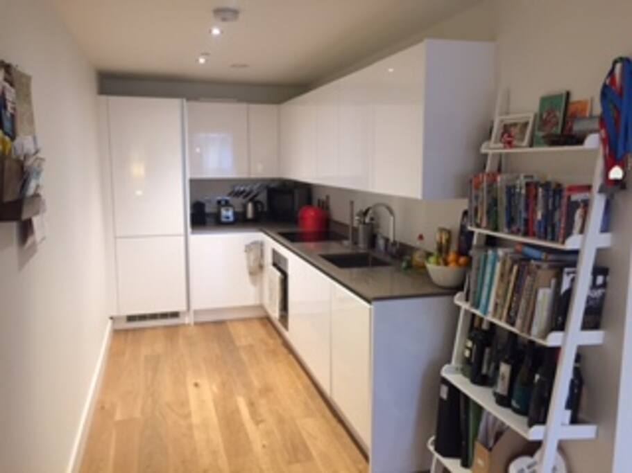 Fully equipped kitchen