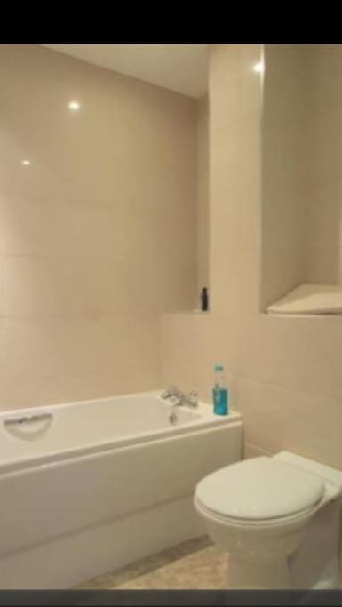 Main bathroom