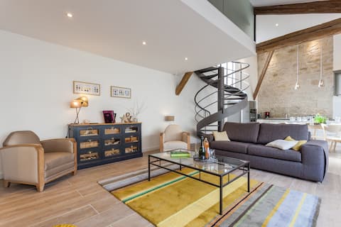Cosy and stylish LOFT (private garden and garage)