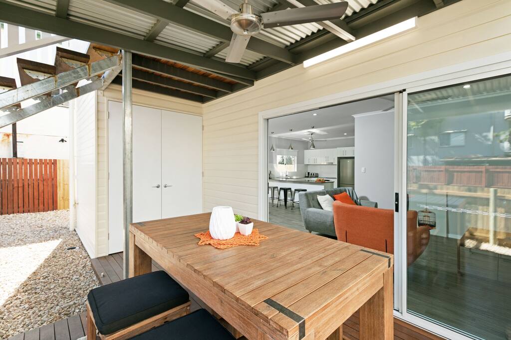 Outdoor Entertaining Area