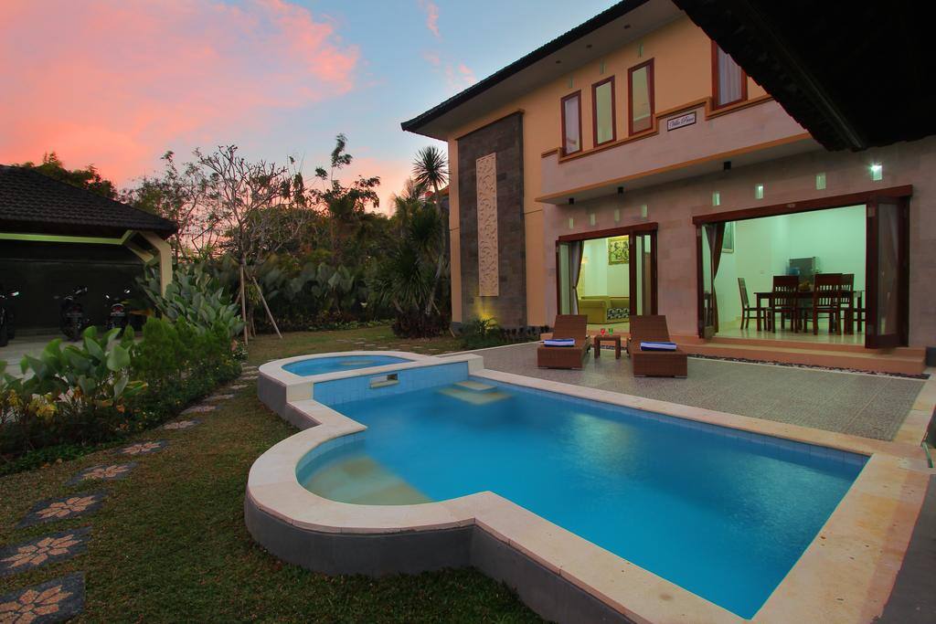 Big Pool and Mini Pool