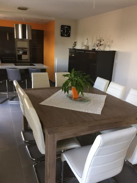 4 SEASONS COTTAGE in the heart of the countryside