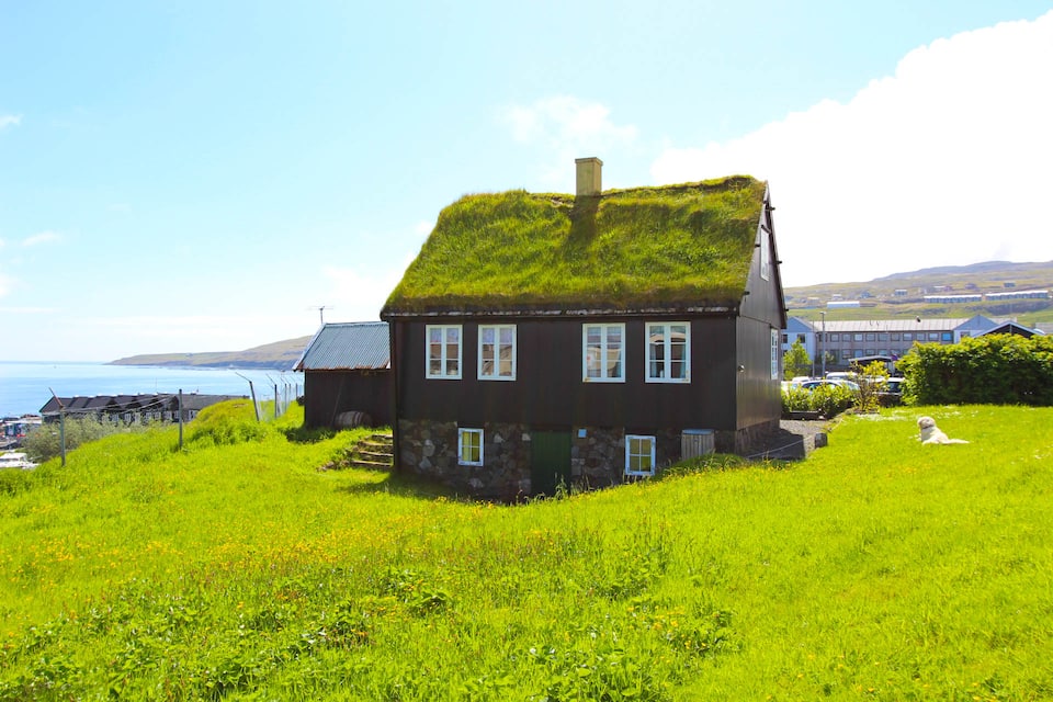 Traditional Faroese house in Tórshavns city center — foto 1
