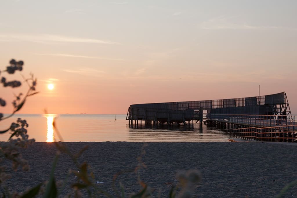 Morgenstemning på stranden (ca. 1 km væk)