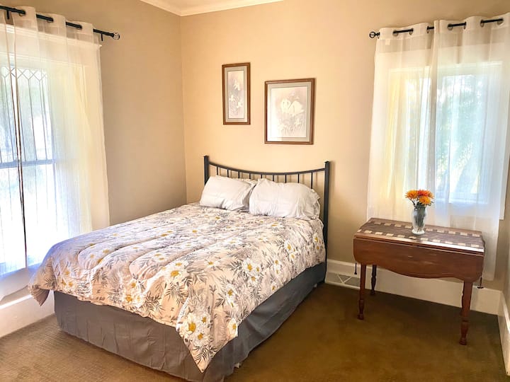 غرفة النوم 1