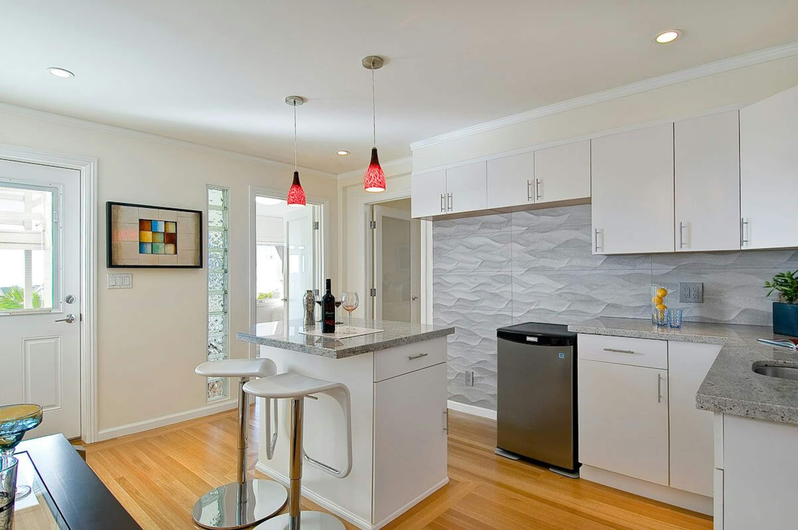 Modern 2BA Oceanview, Garden, Easy MUNI access - Image 4