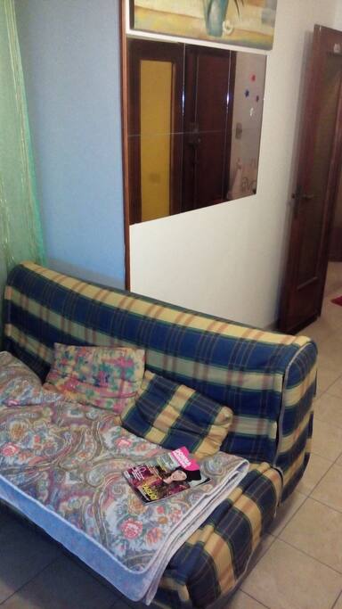 Divano posto letto salone